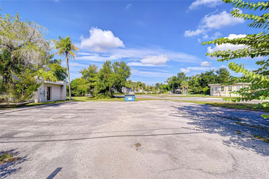 2901 58th Avenue N St Petersburg FL 33714