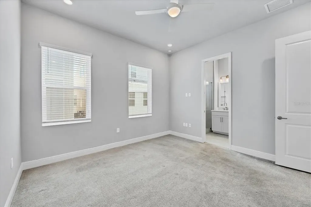 2340 Lindstrom Street Sarasota FL 34237