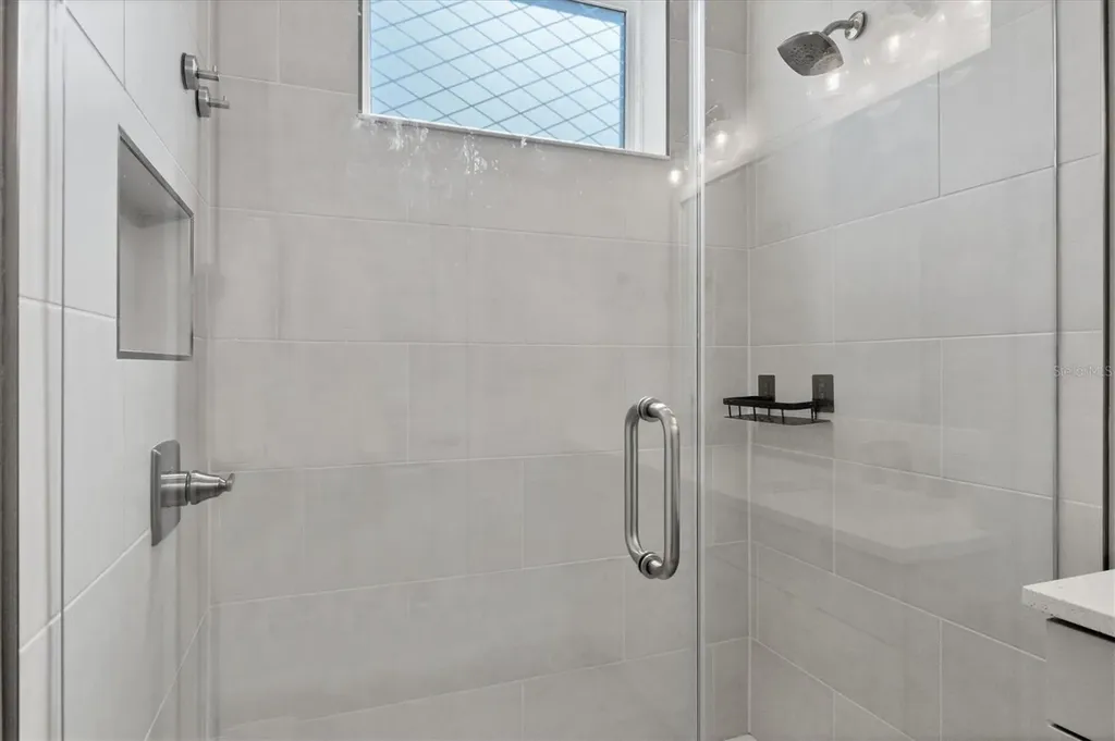 2340 Lindstrom Street Sarasota FL 34237