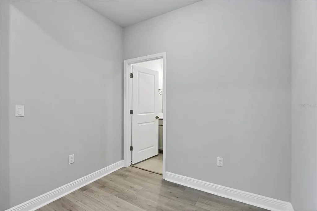 2340 Lindstrom Street Sarasota FL 34237
