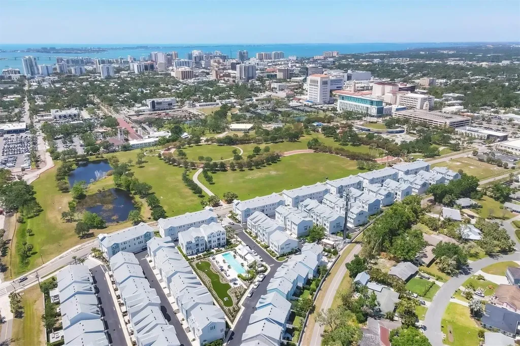 2340 Lindstrom Street Sarasota FL 34237