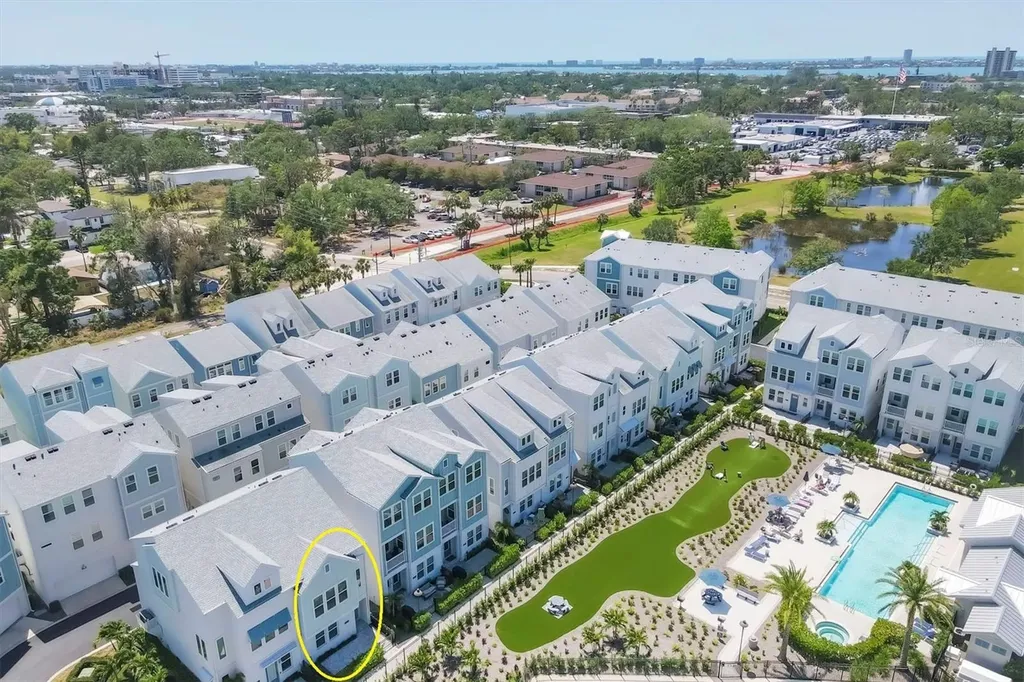 2340 Lindstrom Street Sarasota FL 34237