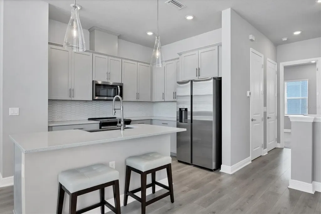 2340 Lindstrom Street Sarasota FL 34237