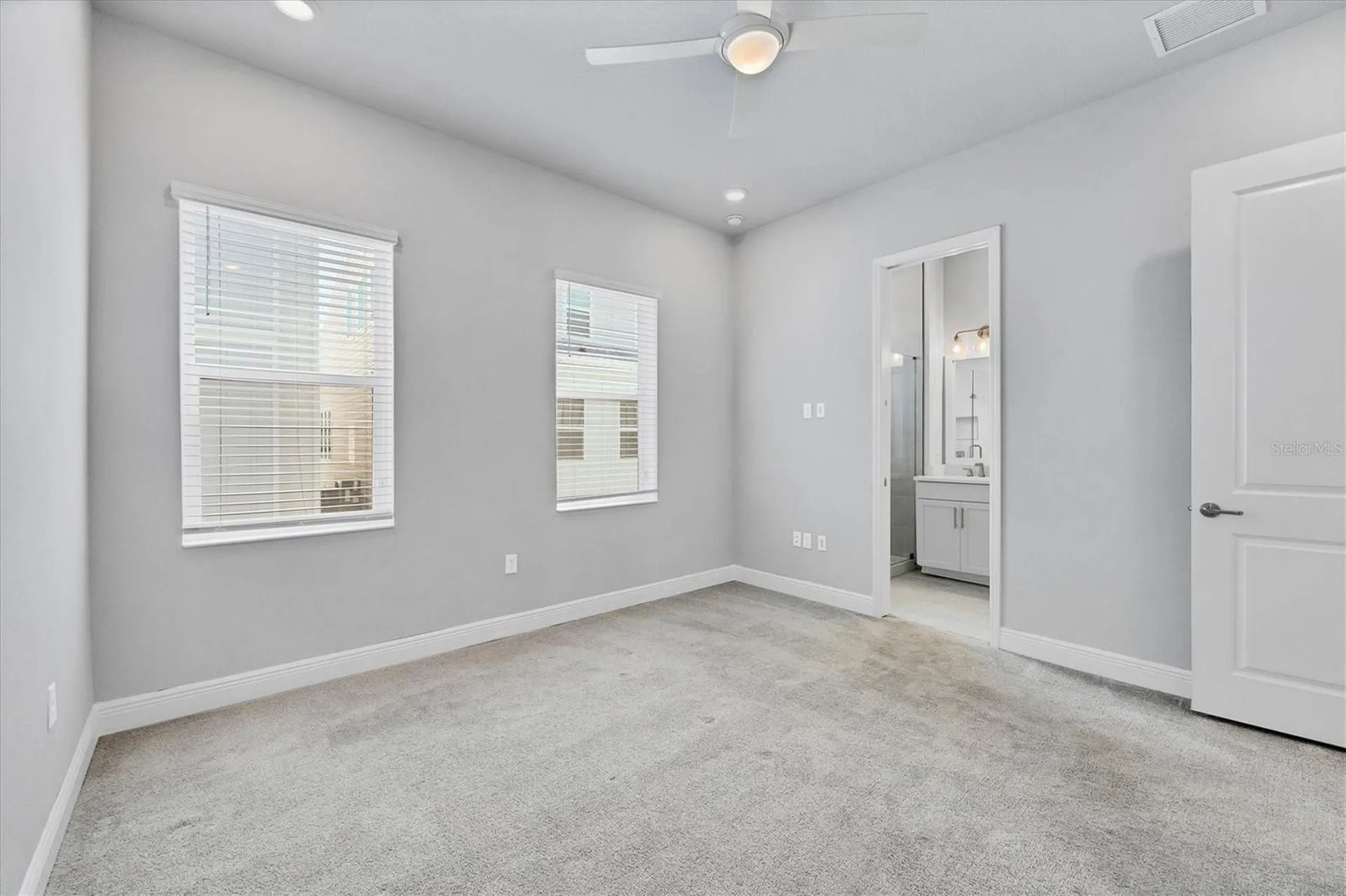2340 Lindstrom Street Sarasota FL 34237