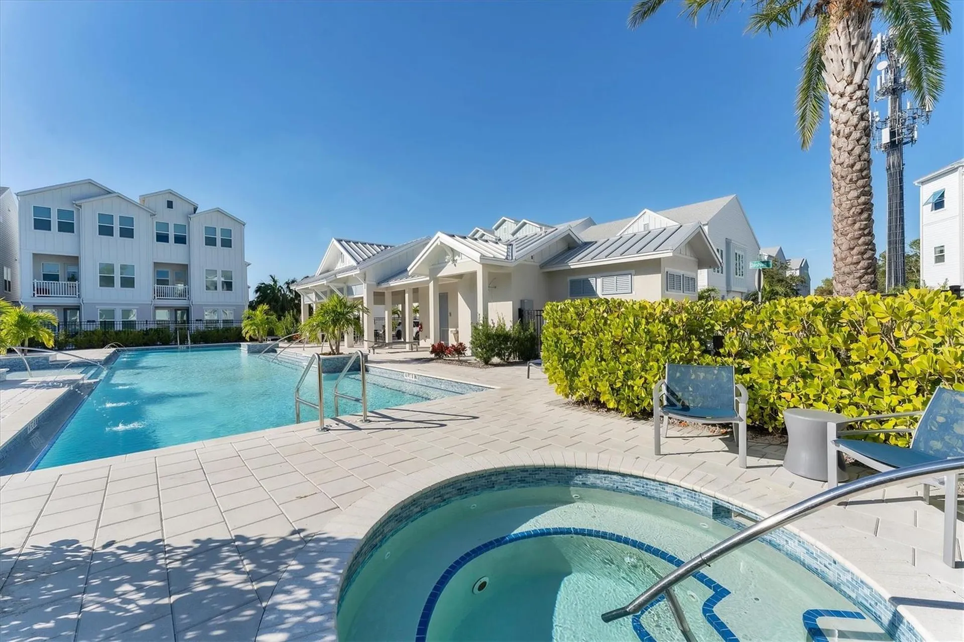 2340 Lindstrom Street Sarasota FL 34237