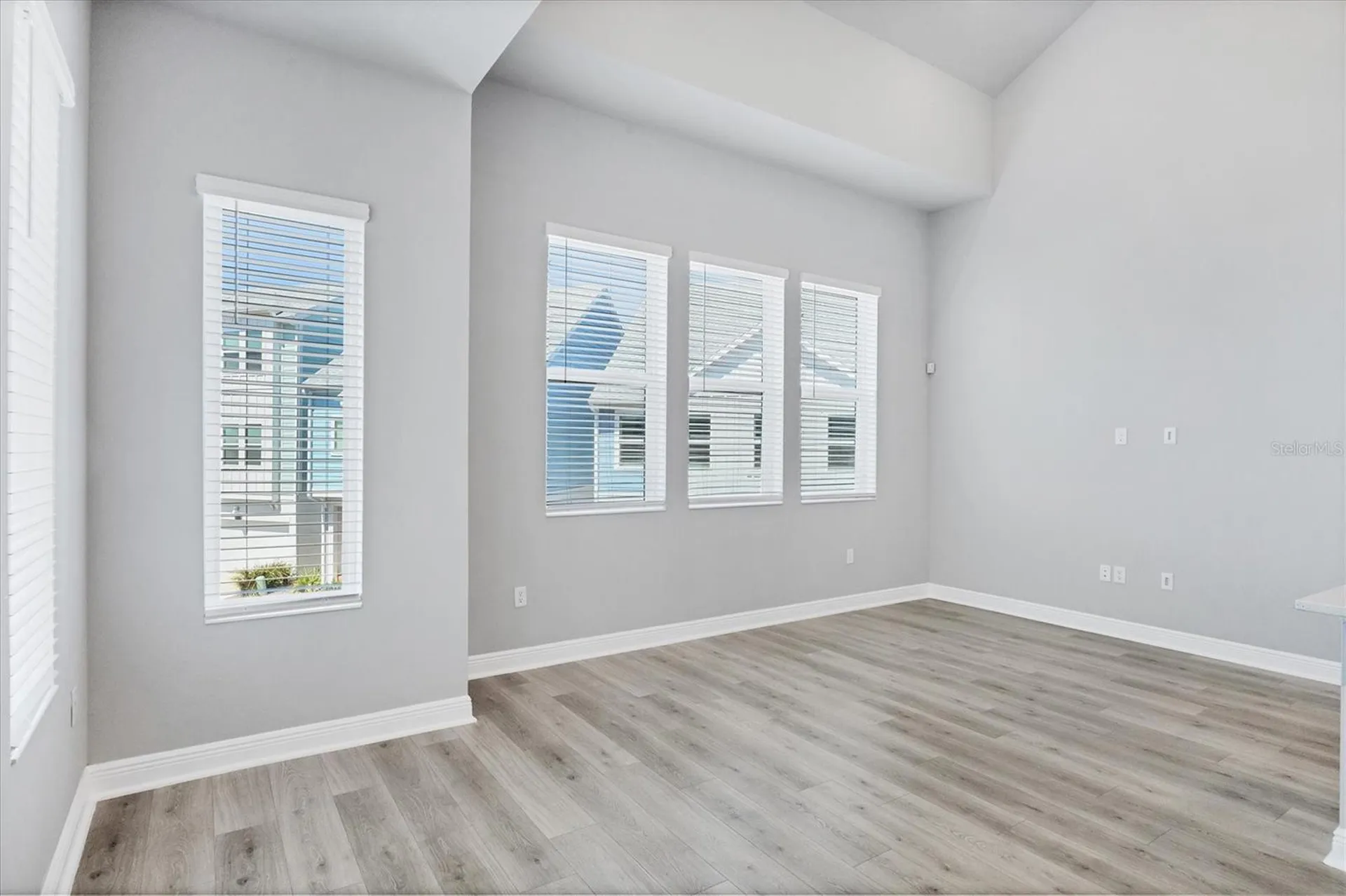 2340 Lindstrom Street Sarasota FL 34237