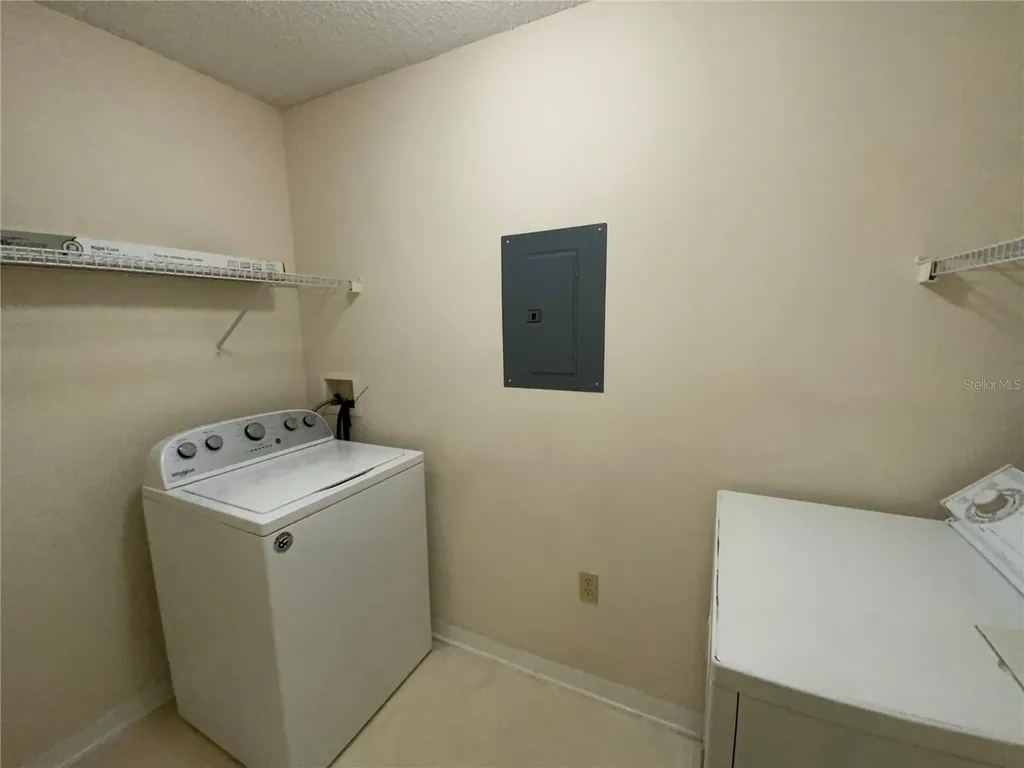 1999 Summer Club Drive Oviedo FL 32765