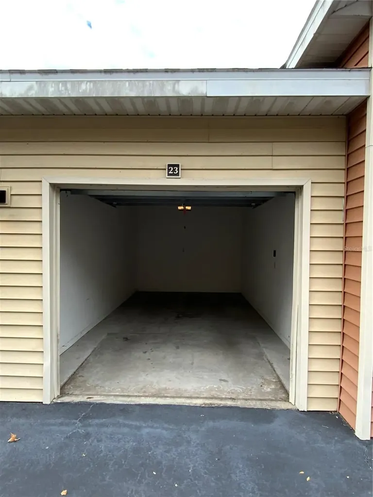 1999 Summer Club Drive Oviedo FL 32765