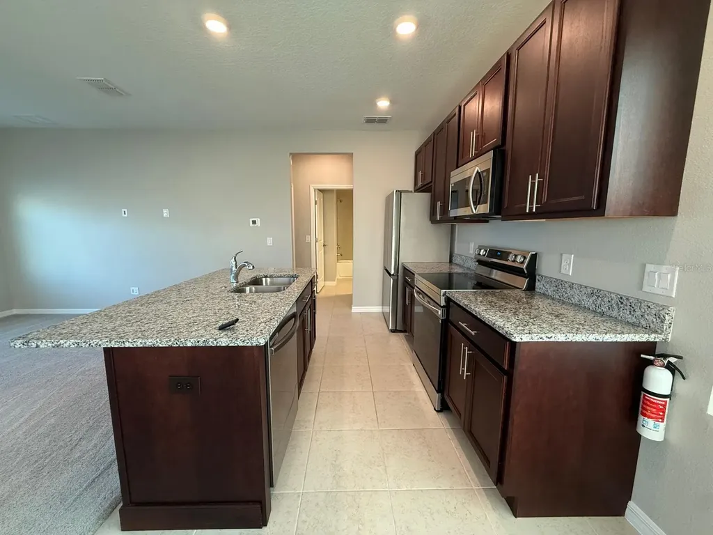 3124 Voyager Avenue St Cloud FL 34771