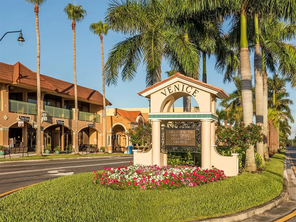 1234 Pinebrook Way Venice FL 34285