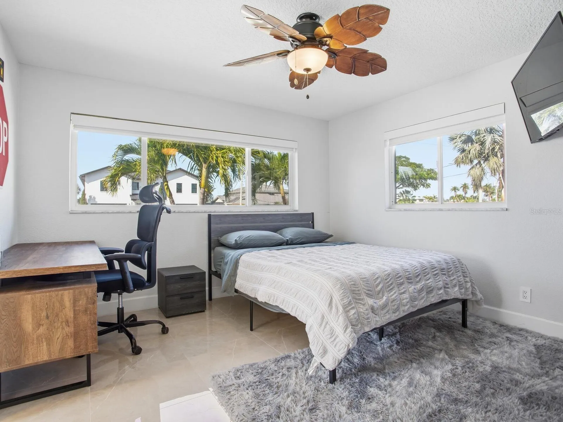 1028 79th Street S St Petersburg FL 33707