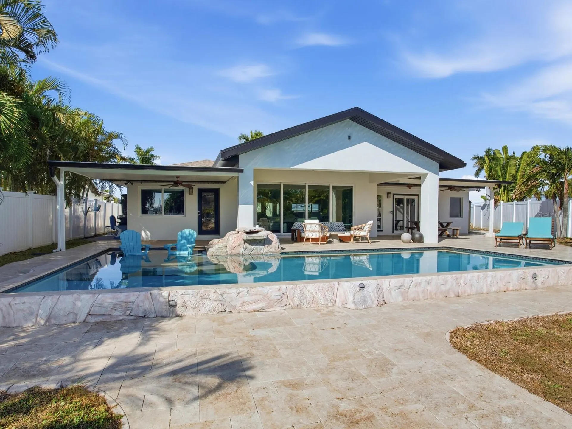 1028 79th Street S St Petersburg FL 33707