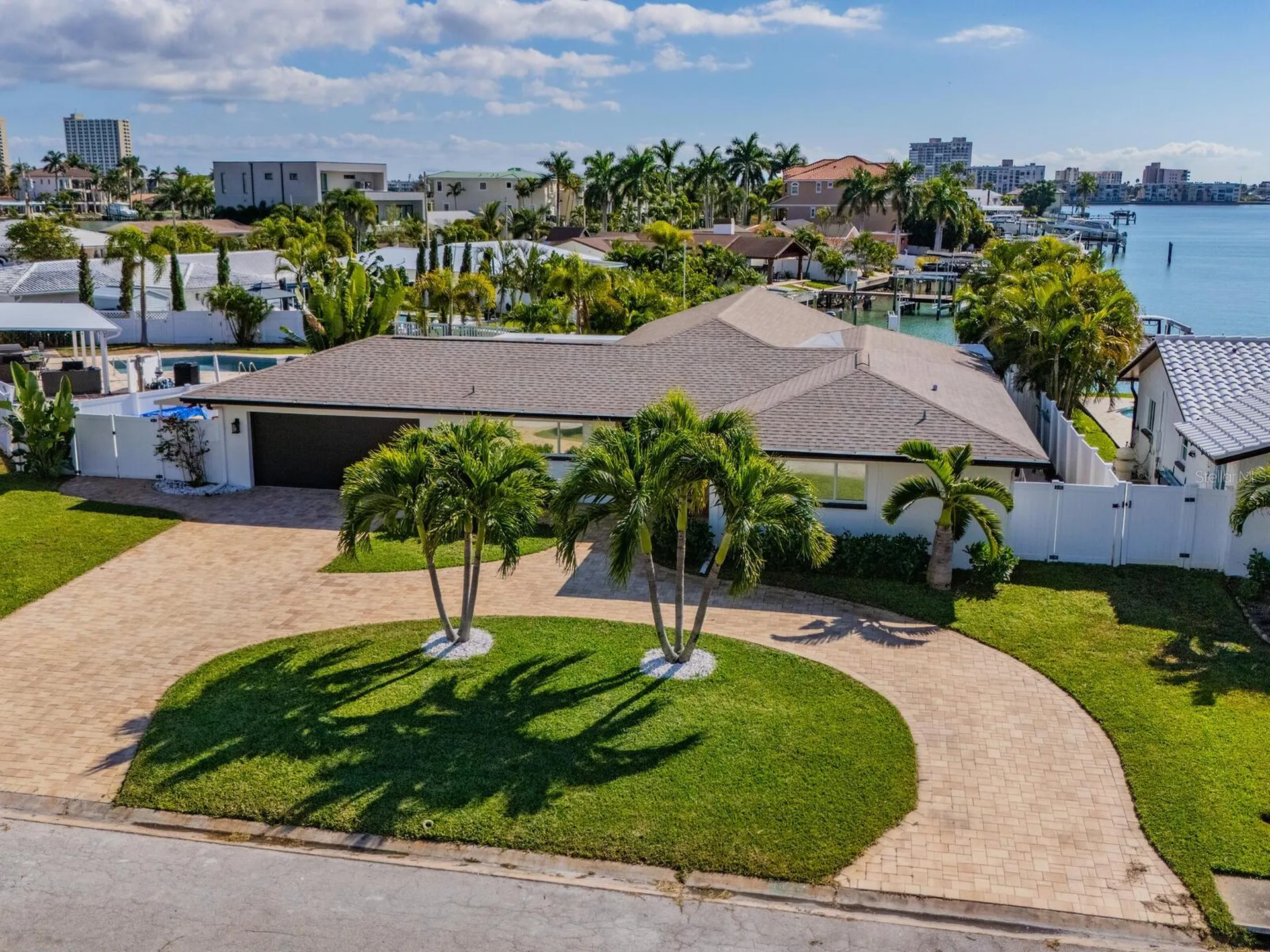 1028 79th Street S St Petersburg FL 33707