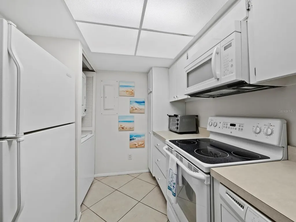 2045 Gulf Of Mexico Drive Longboat Key FL 34228