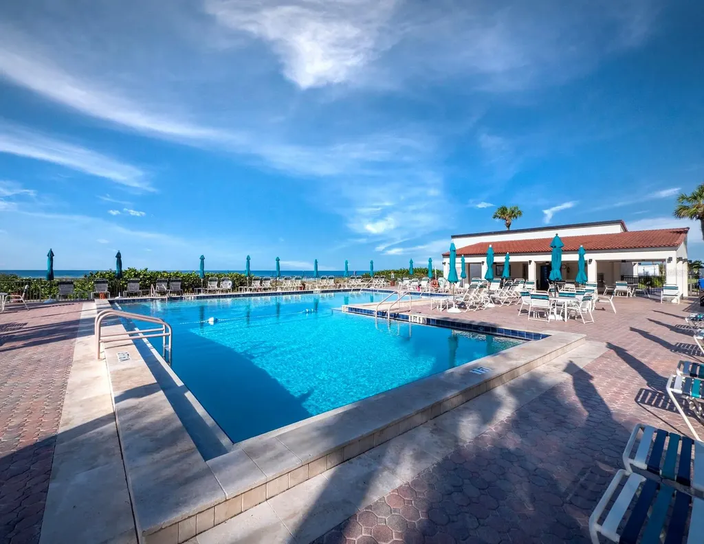 2045 Gulf Of Mexico Drive Longboat Key FL 34228
