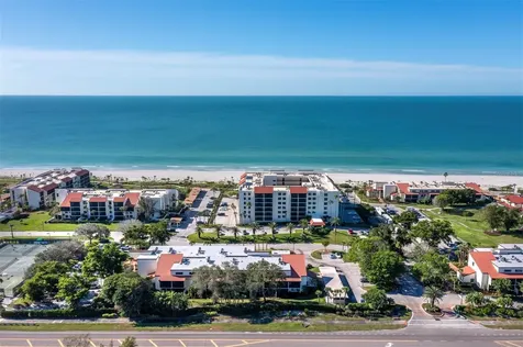 2045 Gulf Of Mexico Drive Longboat Key FL 34228