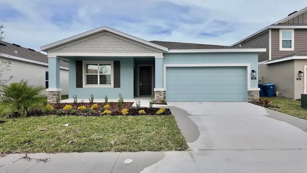 965 Waterfall Boulevard Davenport FL 33837
