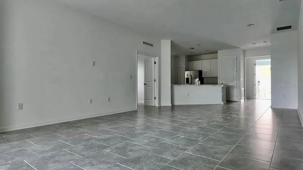 965 Waterfall Boulevard Davenport FL 33837