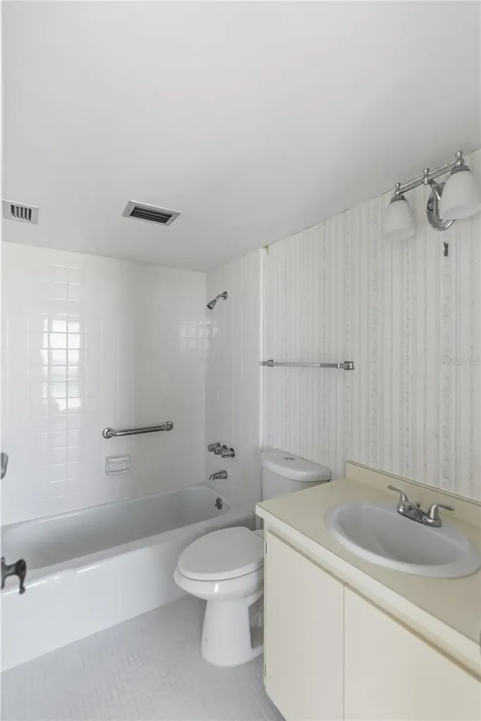 4485 Gulf Of Mexico Drive Longboat Key FL 34228