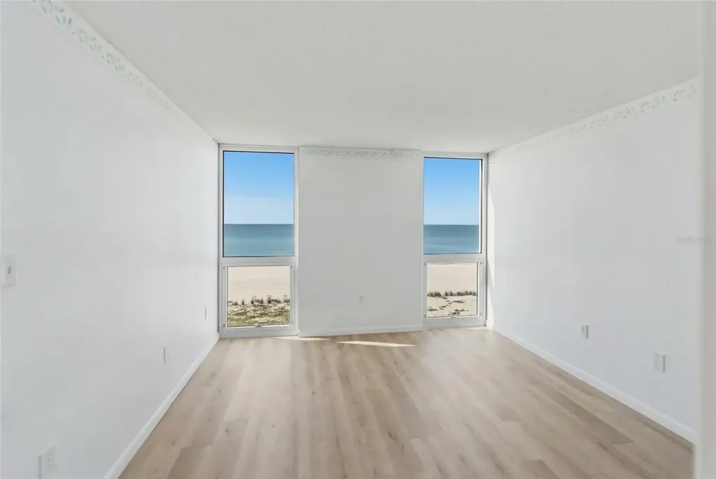 4485 Gulf Of Mexico Drive Longboat Key FL 34228