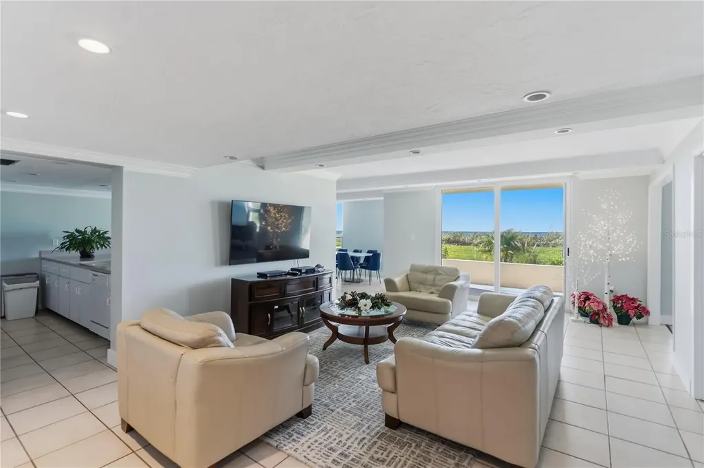 4485 Gulf Of Mexico Drive Longboat Key FL 34228