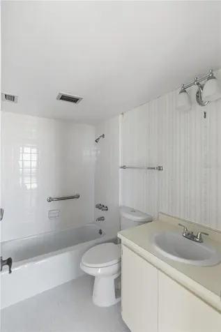 4485 Gulf Of Mexico Drive Longboat Key FL 34228