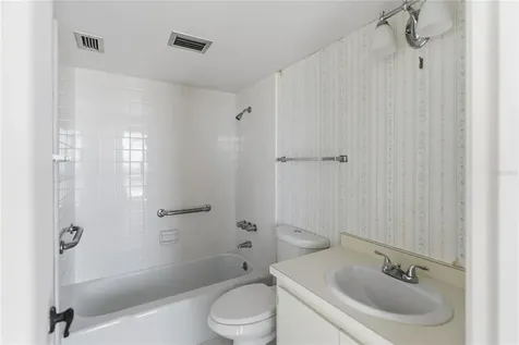 4485 Gulf Of Mexico Drive Longboat Key FL 34228