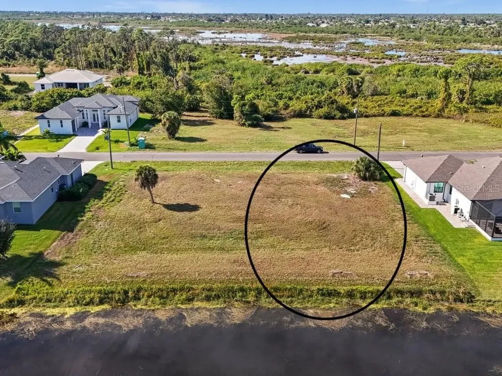 176 W Pine Valley Lane Rotonda West FL 33947