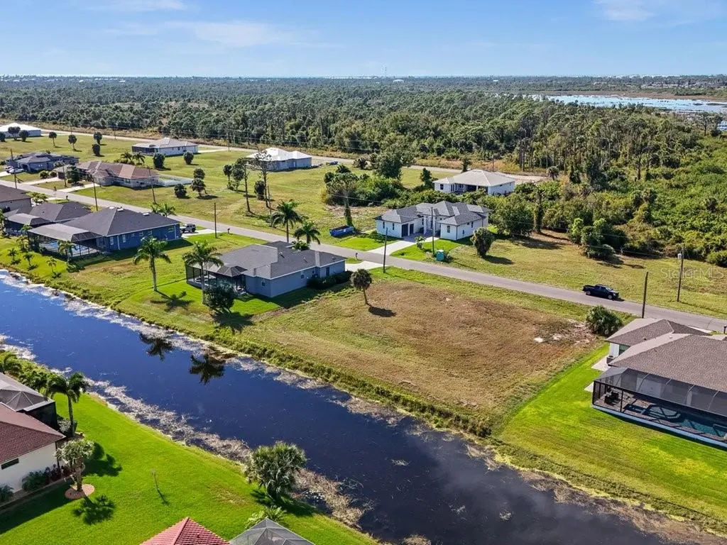 176 W Pine Valley Lane Rotonda West FL 33947
