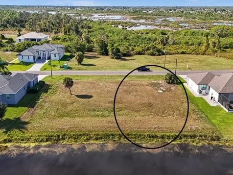 176 W Pine Valley Lane Rotonda West FL 33947