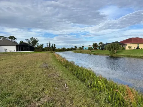 176 W Pine Valley Lane Rotonda West FL 33947