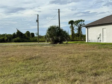 176 W Pine Valley Lane Rotonda West FL 33947