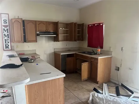 3607 N 52nd Street Tampa FL 33619