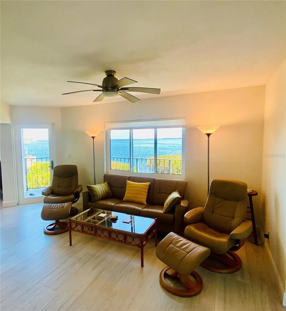 1515 Pinellas Bayway S St Petersburg FL 33715