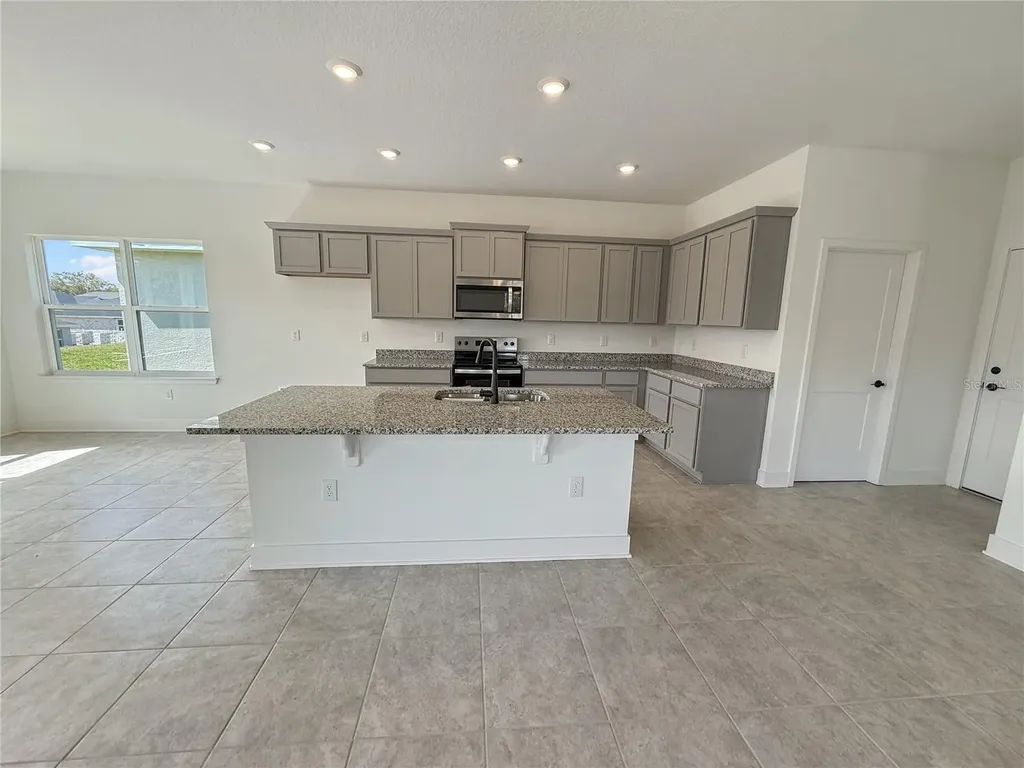 274 Ann Rose Way Leesburg FL 34748