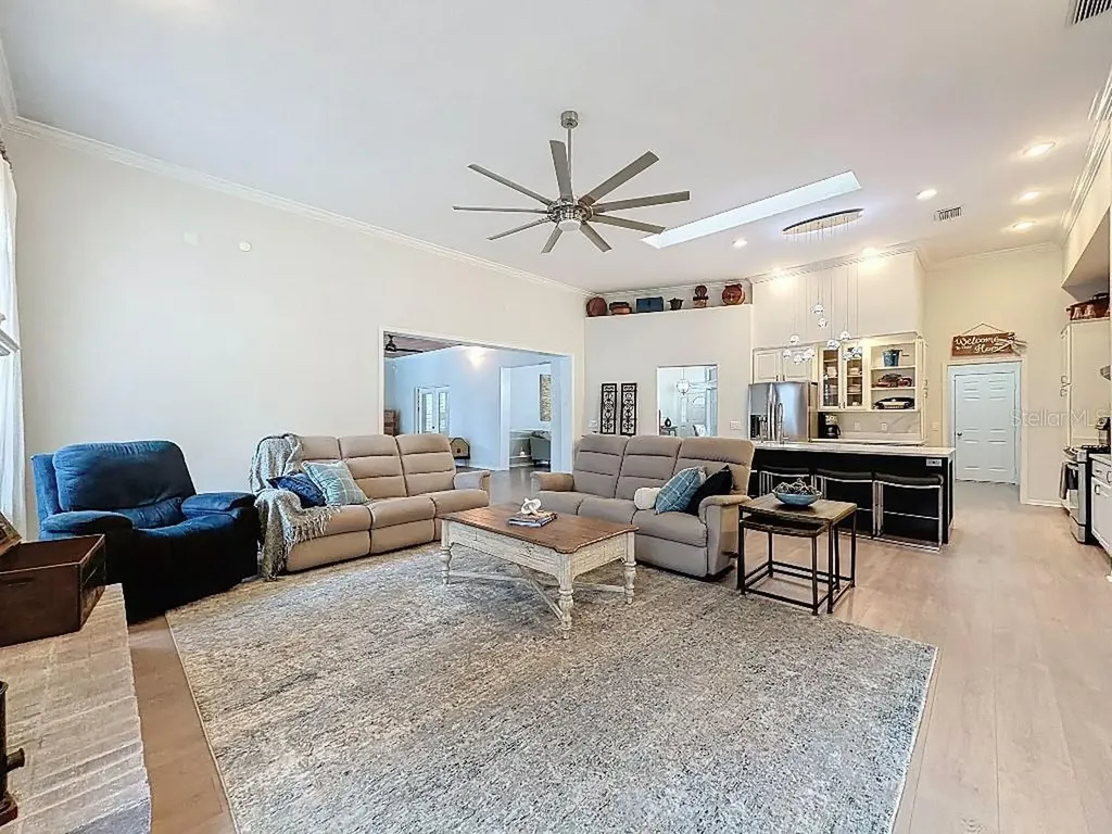 8805 Crosswood Court Riverview FL 33578