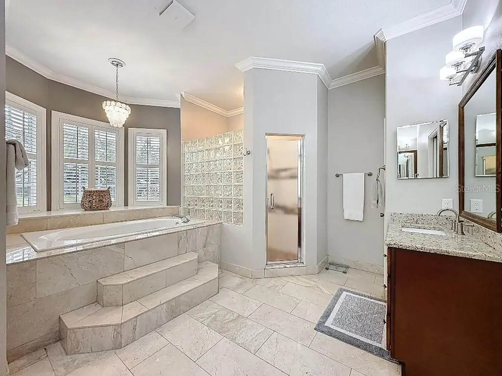 8805 Crosswood Court Riverview FL 33578