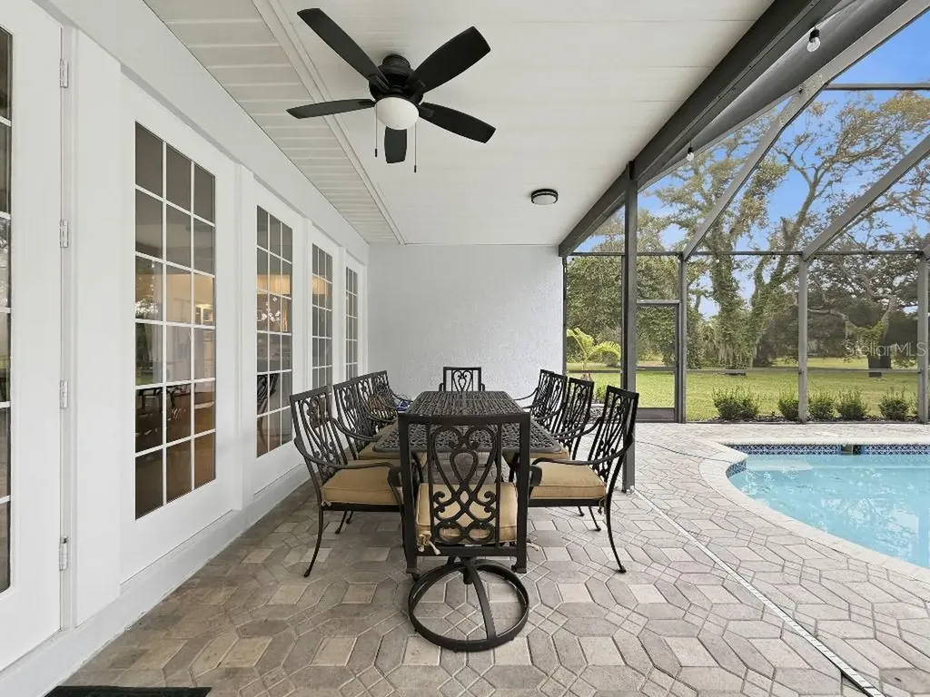 8805 Crosswood Court Riverview FL 33578
