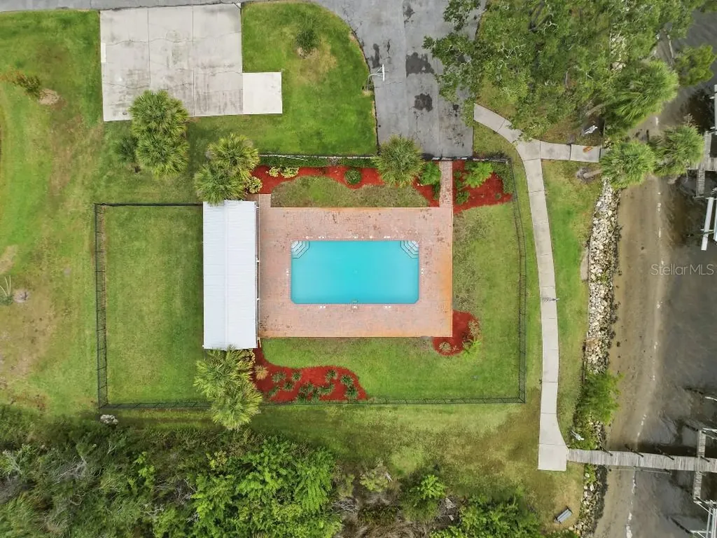 8805 Crosswood Court Riverview FL 33578