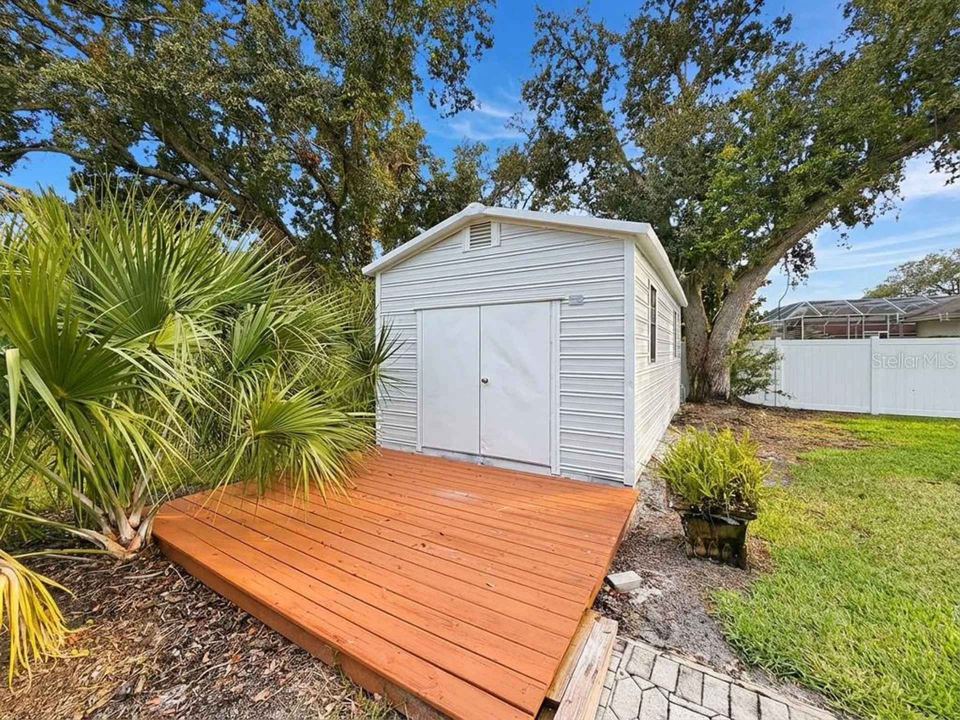 8805 Crosswood Court Riverview FL 33578