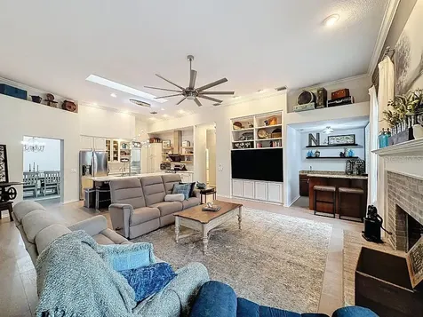 8805 Crosswood Court Riverview FL 33578