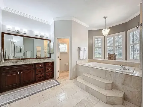 8805 Crosswood Court Riverview FL 33578