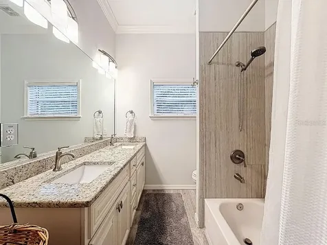 8805 Crosswood Court Riverview FL 33578