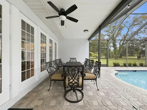 8805 Crosswood Court Riverview FL 33578