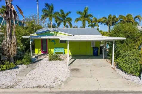 318 182nd Avenue E Redington Shores FL 33708