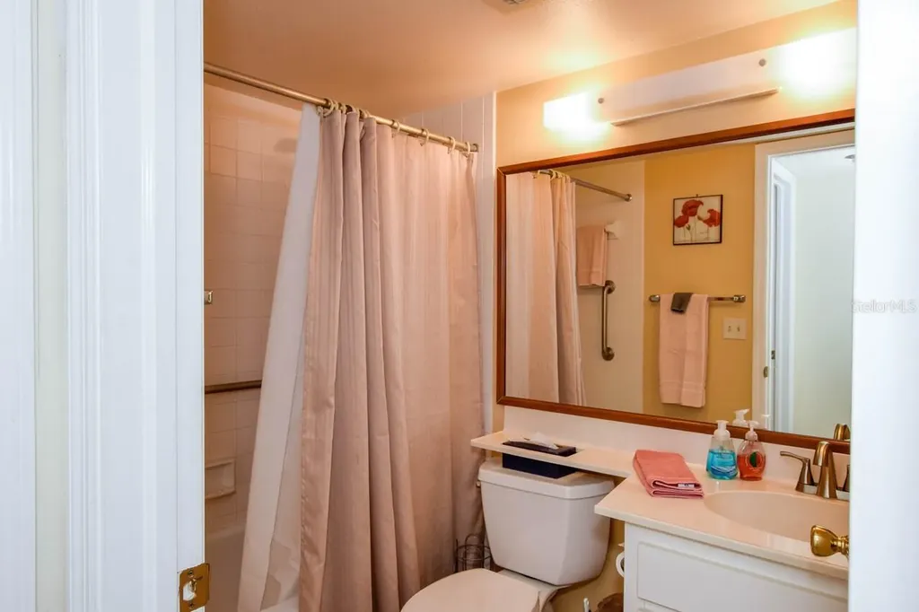 437 Cerromar Lane Venice FL 34293