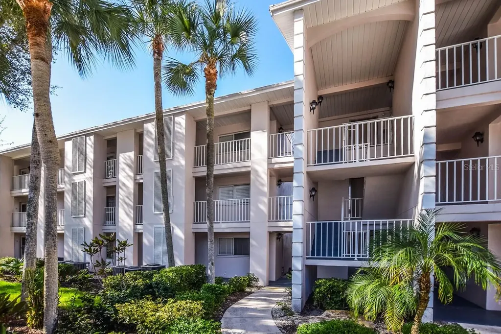 437 Cerromar Lane Venice FL 34293