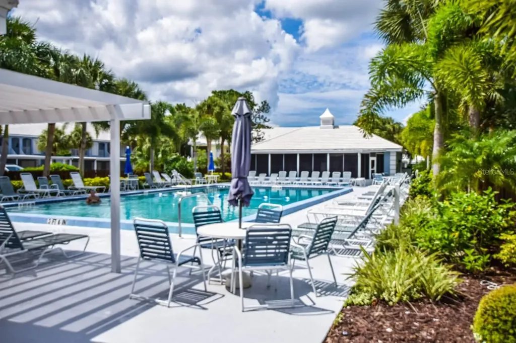 437 Cerromar Lane Venice FL 34293