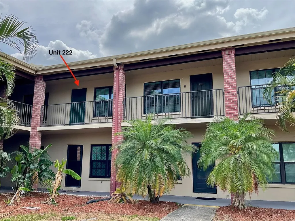 1020 85th Avenue N St Petersburg FL 33702