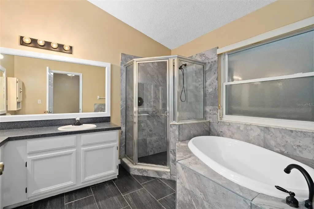 6010 Mountel Court Orlando FL 32810